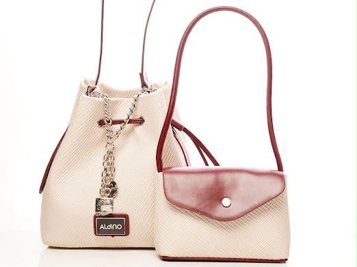 GB31 Classic Multi-Zip Crossbody Bag